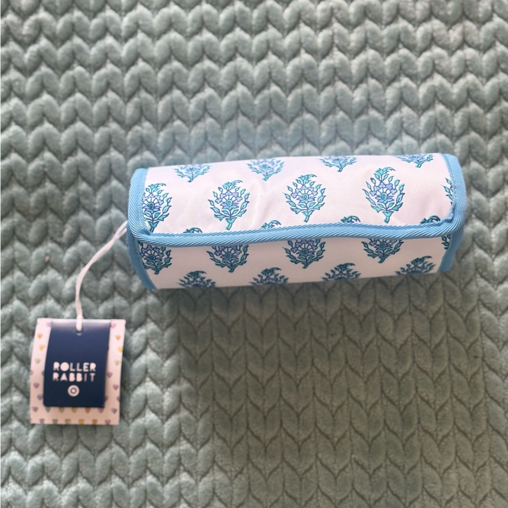 Roller Rabbit Jewelry White Pouch with Blue Floral Motif
